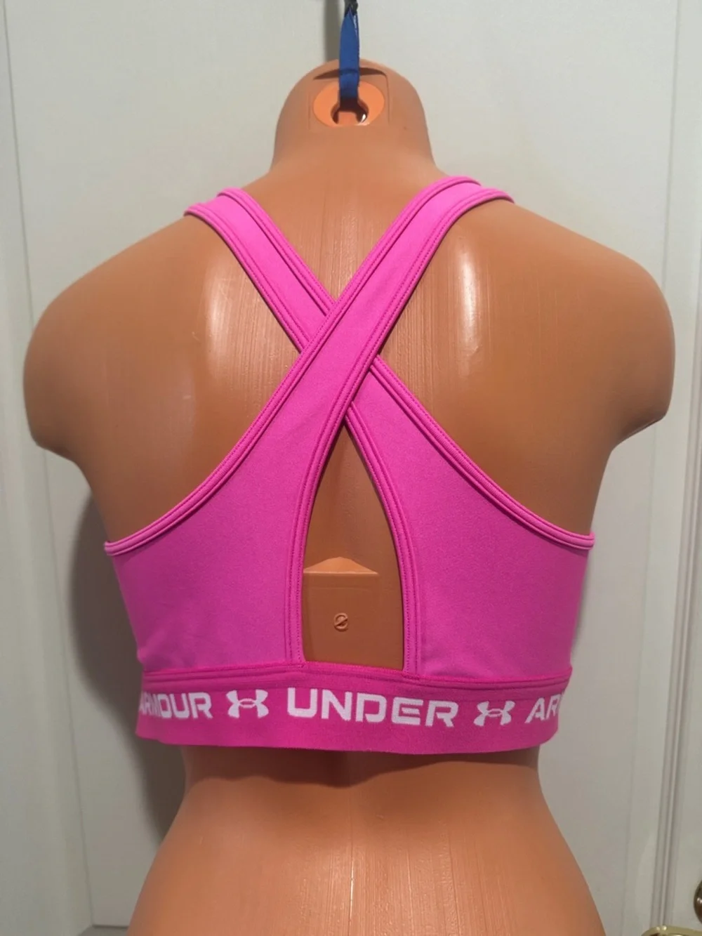 UNDER ARMOUR Cross Back Mid Sports Compression Bra Pink XL $35 EUC KL